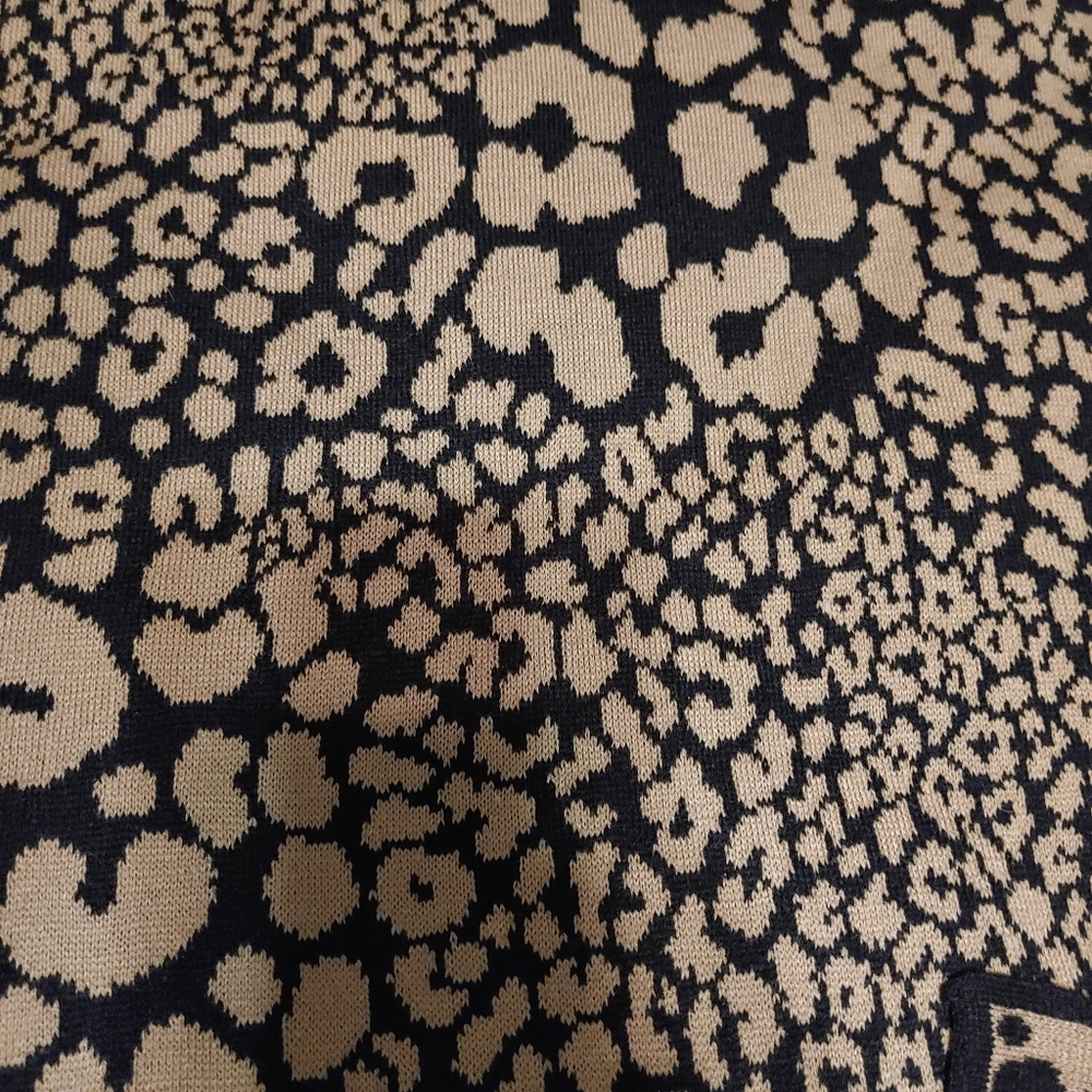 Scarf - Picture 5 of 5